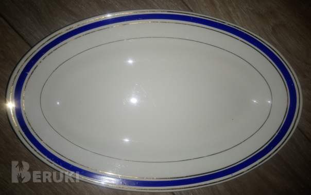 Блюдо овальное ссср фарфор 22*36 см 0