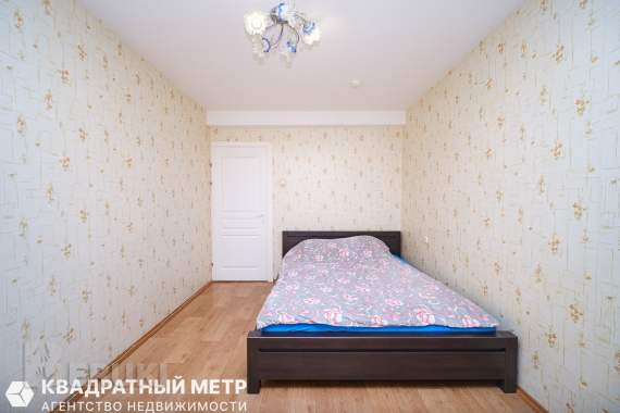 Продается уютная двухкомнатная квартира на домбровке 3