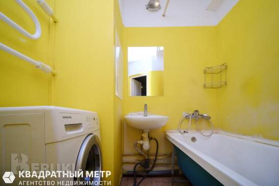 Продается уютная двухкомнатная квартира на домбровке 5