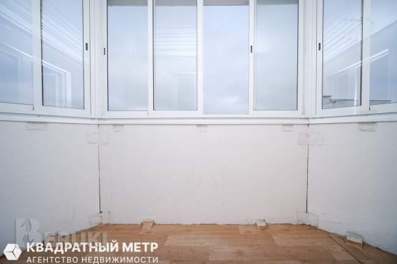 Продается уютная двухкомнатная квартира на домбровке 10