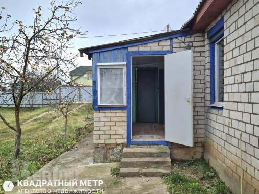 Полдома (квартира) в аг. Зазерка 4