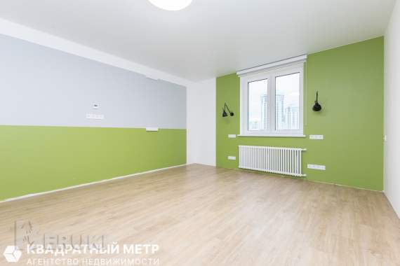 Продается 4-комнатная квартира 18