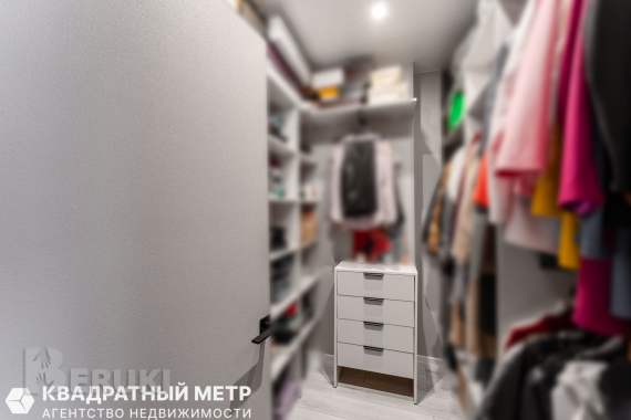 Эксклюзивная трехкомнатная квартира в минск мир 8