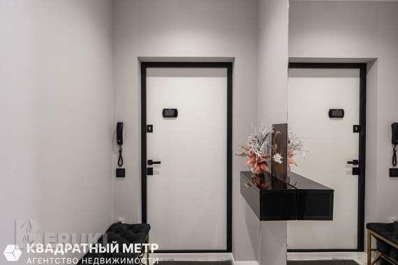 Эксклюзивная трехкомнатная квартира в минск мир 22