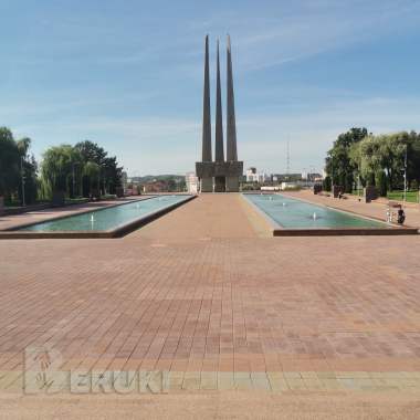 Уютная квартира в самом центре города 12