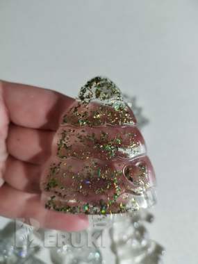 Игрушки на елку 4