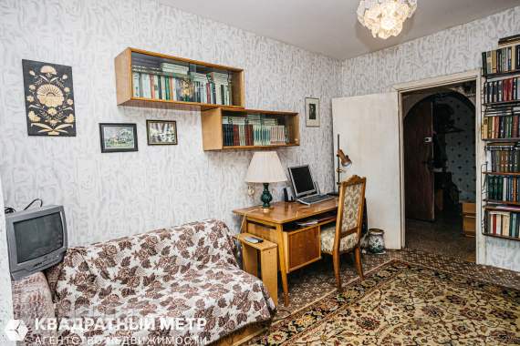 Продается 4-комнатная квартира 6