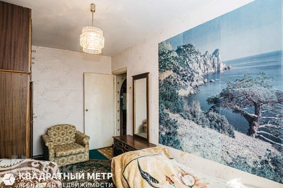 Продается 4-комнатная квартира 8