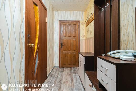 Продается 2-х комнатная квартира 5