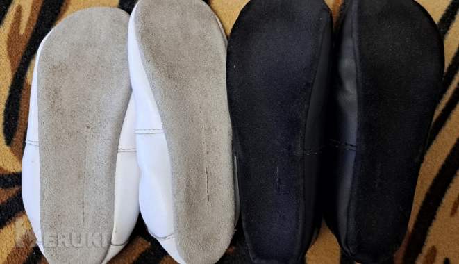 Чешки белые и черные, р. 30-31, как новые-2 пары 3