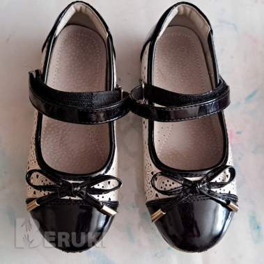 Туфли белые и черные на утренник на р. 29-2 пары 4