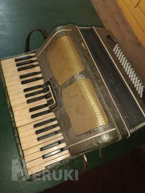 Аккордеон полноценный большой под восстановление 0