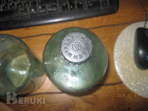 Бутылки клеймо Свет 1000 мл. 2 шт. одним лотом 3