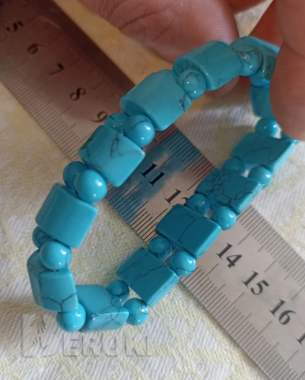 Браслет бусы на резинке бирюза 5,5 на 2 см 2