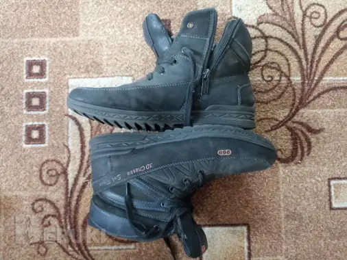 Кроссовки ботинки на меху 37 р-р 4