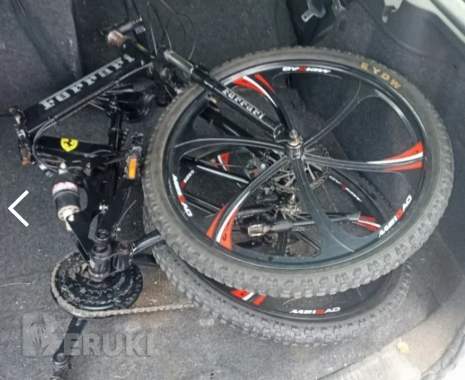 Велосипед горный 26 дюймов раскладной Ferrari на литье 2