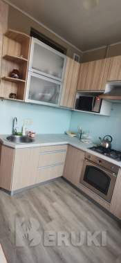 Сдаётся двухкомнатная квартира в центре 0