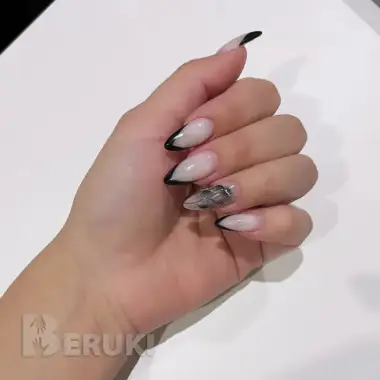 Наращивание, коррекция, маникюр, педикюр, окраска и коррекция бровей 4