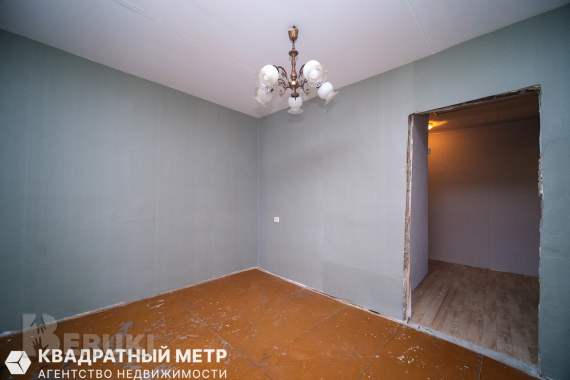 Продаётся доля - 2 комнаты в 3-х комнатной квартире. 10