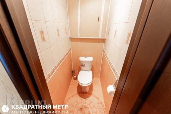 Продается дом с большим участком в 700 метрах от мкад 12