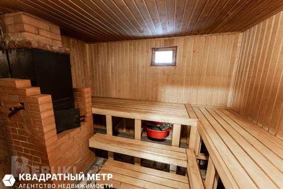 Продается дом с большим участком в 700 метрах от мкад 33