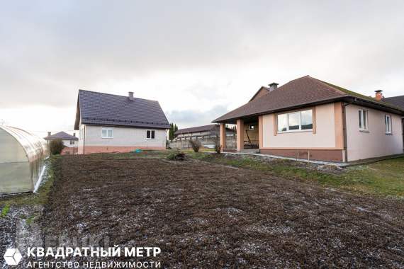 Продается дом с большим участком в 700 метрах от мкад 36