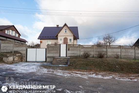 Продается дом с большим участком в 700 метрах от мкад 45