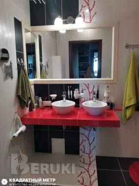 Продается просторная 3-комнатная квартира 16