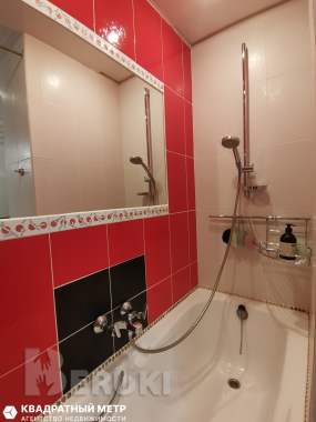 Продается просторная 3-комнатная квартира 21