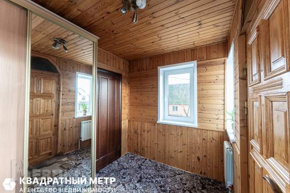 Продается дом с большим участком в 700 метрах от мкад 19