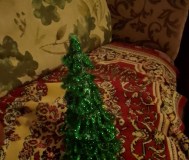 Продам ёлочку настольную